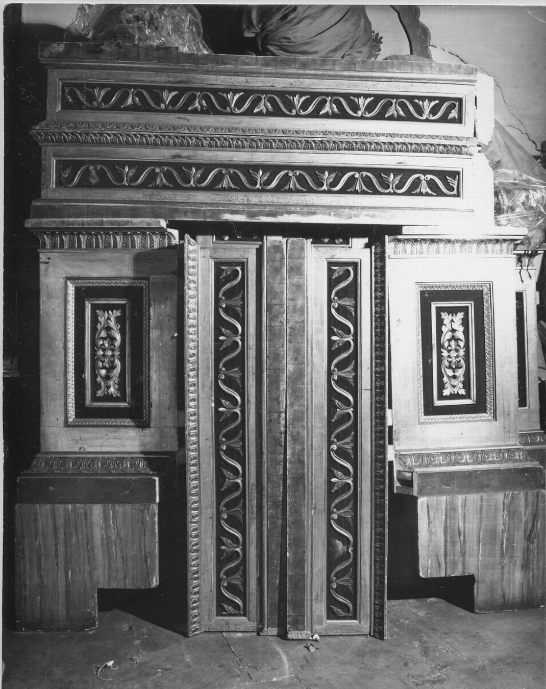 piedistallo di statua - manifattura emiliana (sec. XIX)