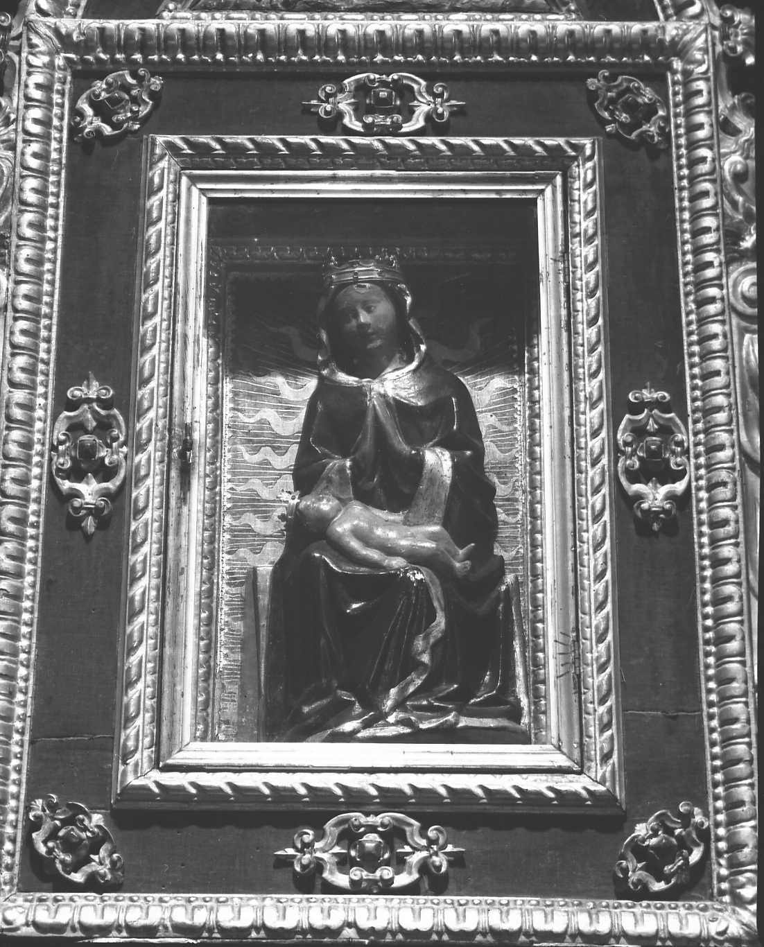 Madonna con Bambino (statua) - ambito emiliano (sec. XVI)