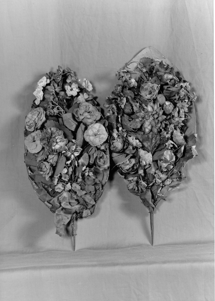 composizione floreale d'altare, serie - manifattura emiliana (sec. XIX)