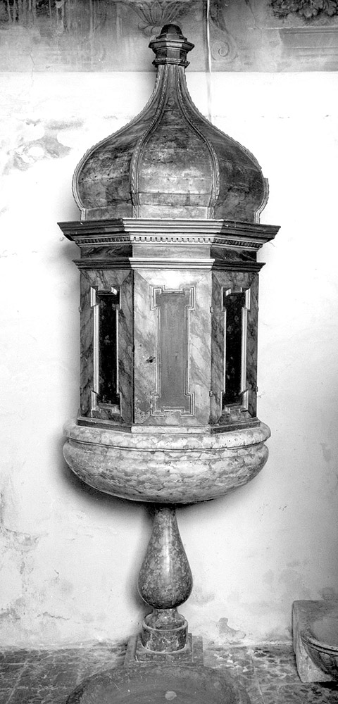 fonte battesimale - a fusto - manifattura emiliana (secc. XVII/ XVIII)
