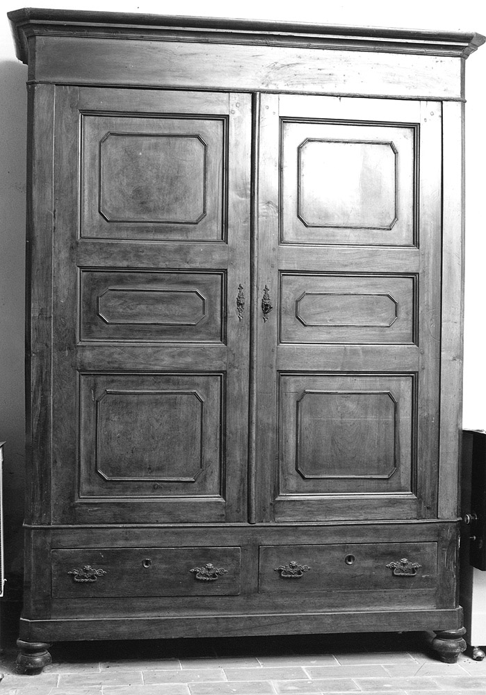 armadio - manifattura emiliana (prima metà sec. XIX)