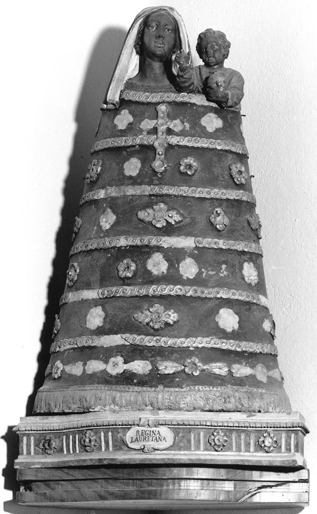 Madonna di Loreto, Madonna con Bambino (statua) - manifattura emiliana (sec. XVII)