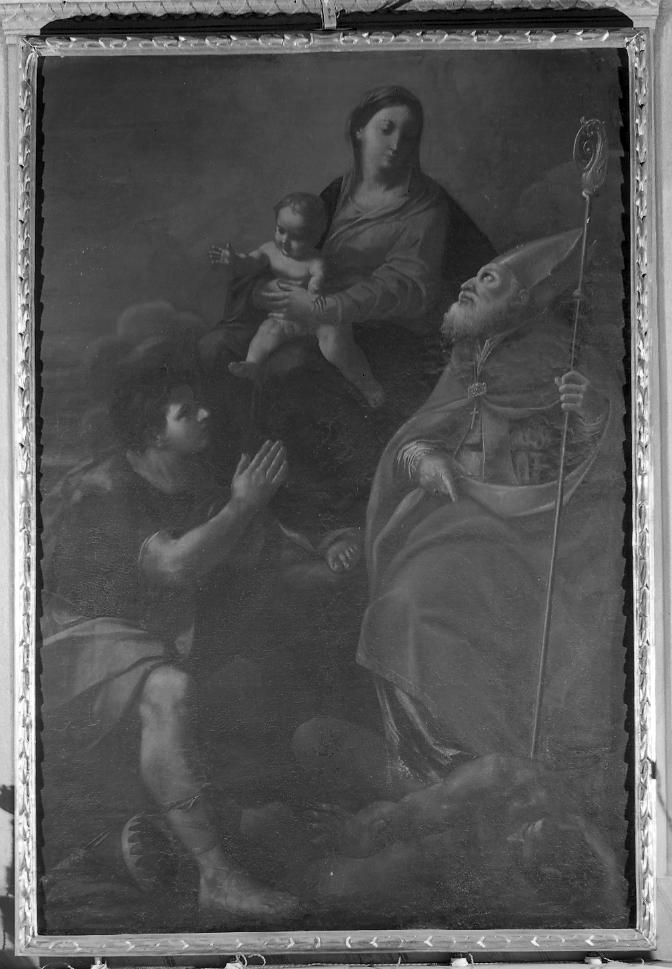 Madonna con Bambino, San Giuliano e Sant'Ubaldo (dipinto) di Grati Giovanni Battista (attribuito) (prima metà sec. XVIII)
