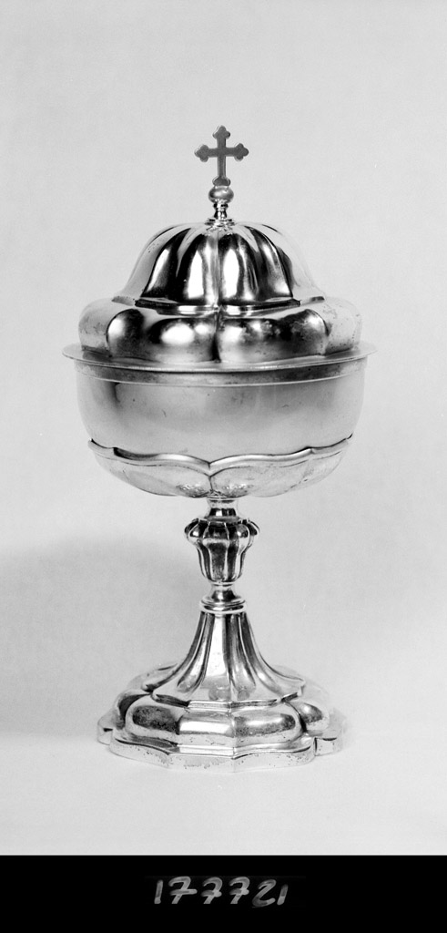 pisside - manifattura emiliana (seconda metà sec. XVIII)