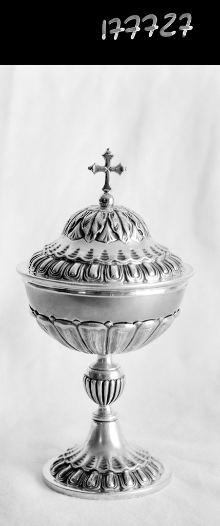 pisside - manifattura emiliana (prima metà sec. XIX)