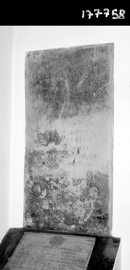 lapide tombale - manifattura emiliana (sec. XVI)