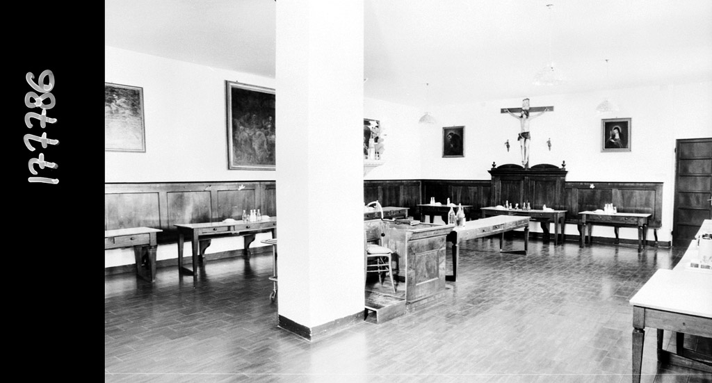 mobilia di referettorio, insieme - manifattura bolognese (sec. XIX)