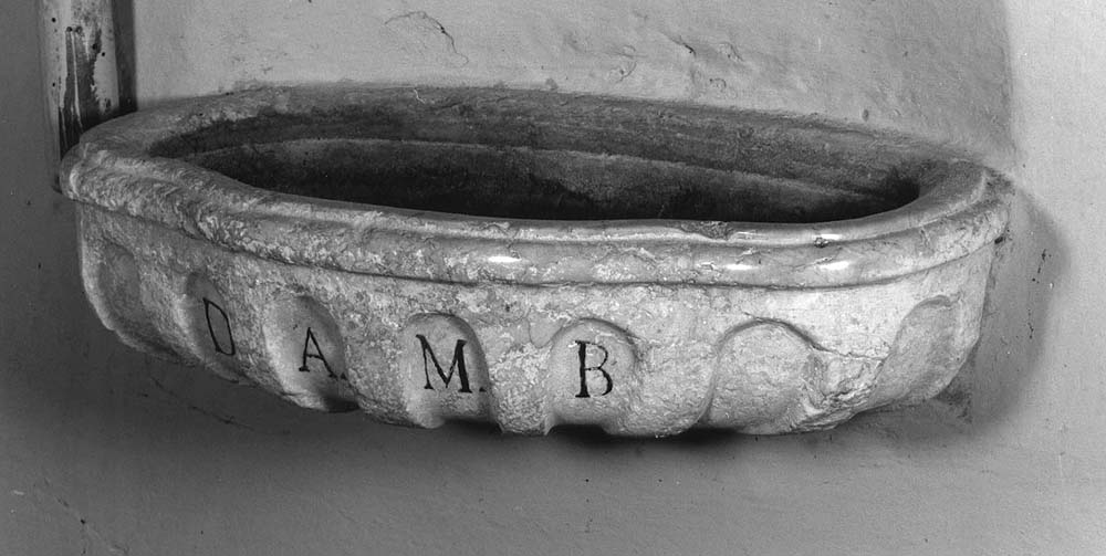 acquasantiera da parete - manifattura emiliana (sec. XVIII)