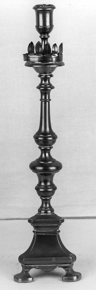 candeliere d'altare - manifattura emiliana (metà sec. XVIII)