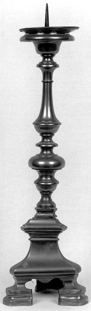 candeliere d'altare - produzione emiliana (metà sec. XVIII)