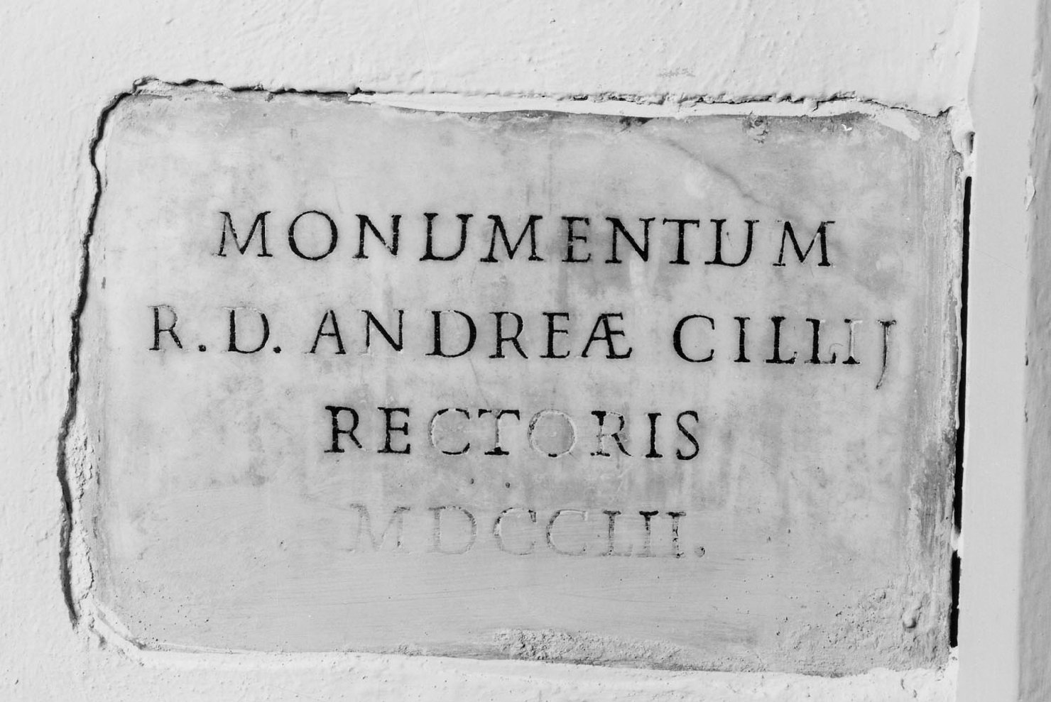 lapide tombale - produzione emiliana (sec. XVIII)