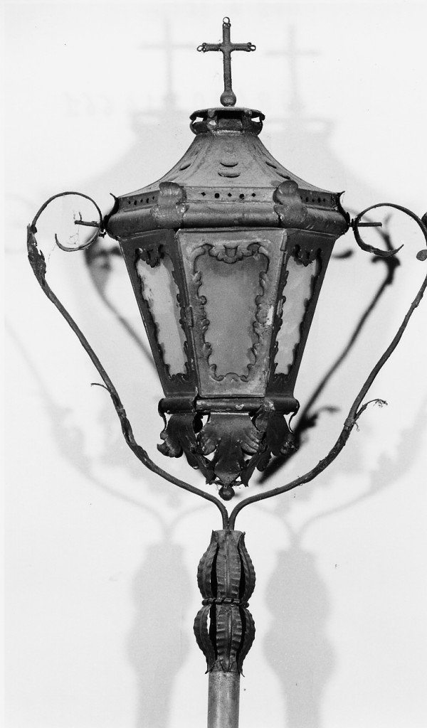 lanterna processionale, serie - manifattura emiliana (sec. XIX)