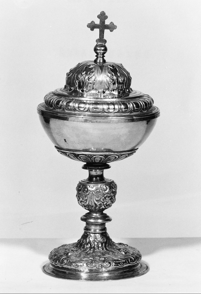 pisside - manifattura emiliana (prima metà sec. XVIII)