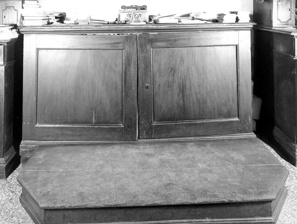 mobile da sacrestia - manifattura emiliana (sec. XIX)