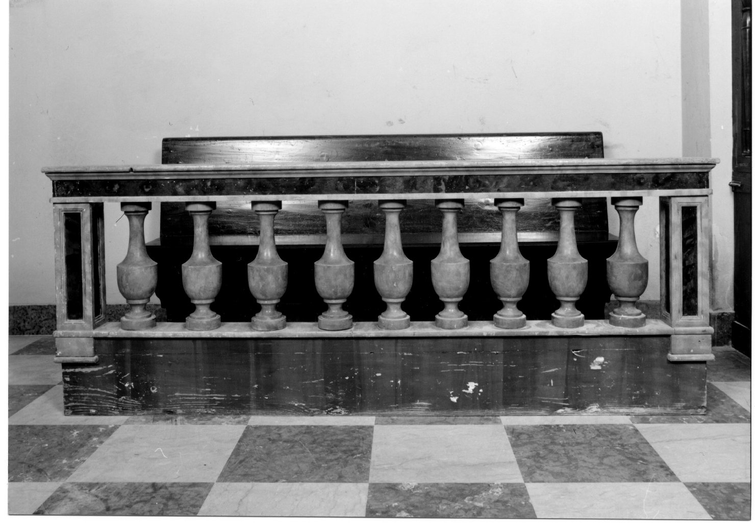 balaustrata - manifattura ferrarese (primo quarto sec. XX)