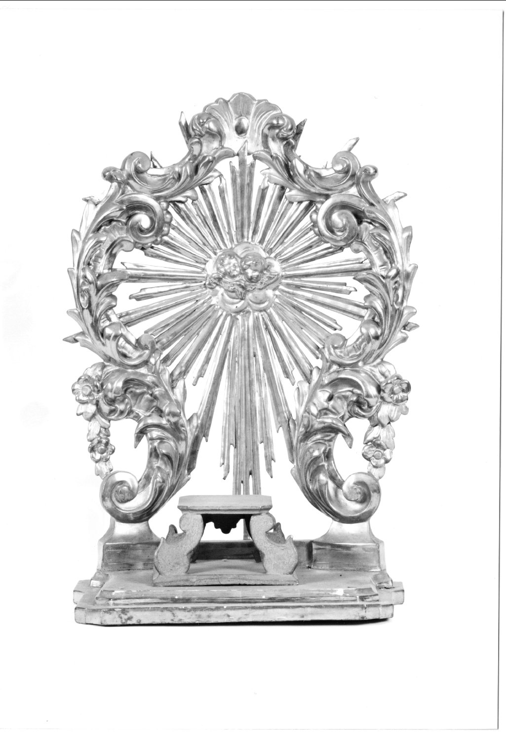 tronetto per esposizione eucaristica - manifattura ferrarese (fine/inizio secc. XIX/ XX)