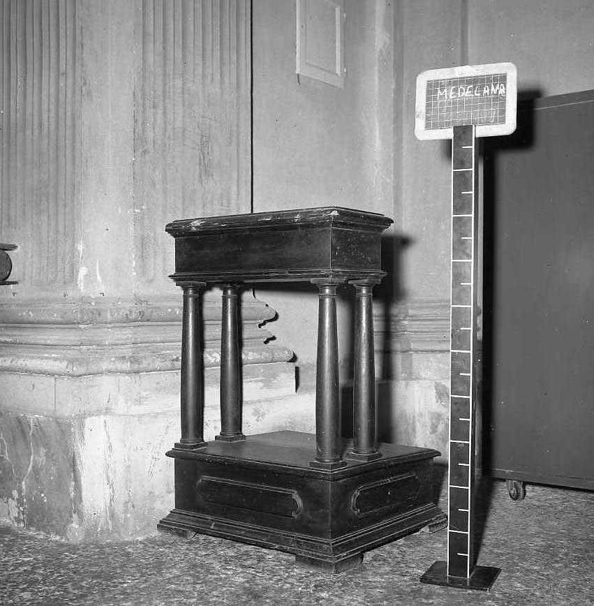 inginocchiatoio - bottega emiliana (sec. XVII)