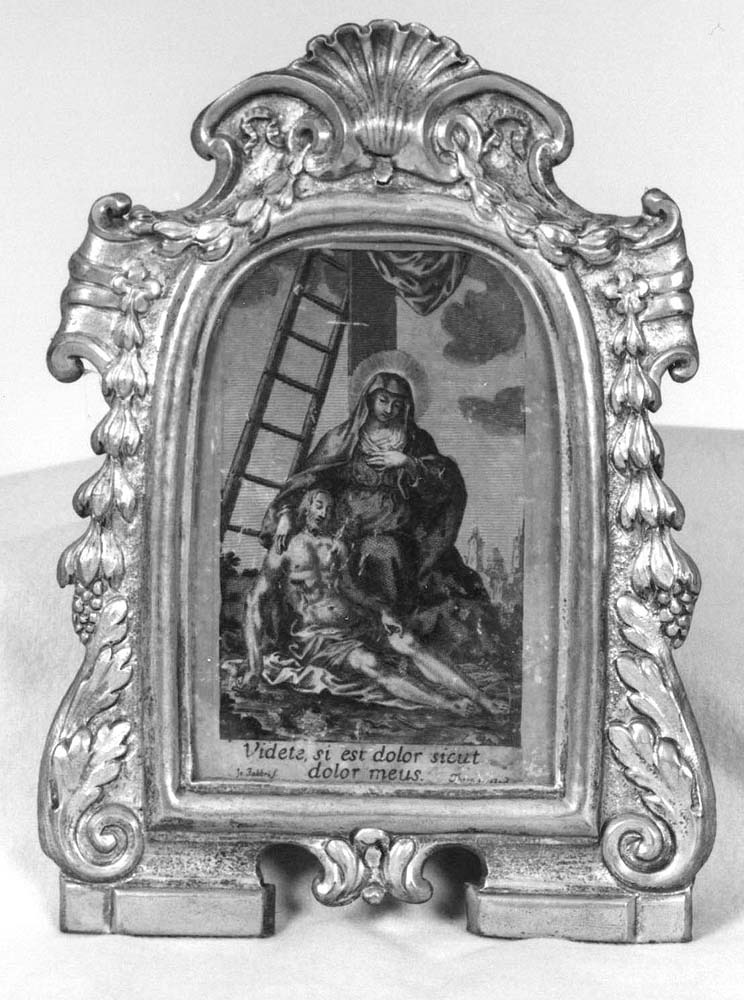 Cristo deposto con la Madonna (pace - a tavoletta) di Fabbri Giovanni (sec. XVIII)