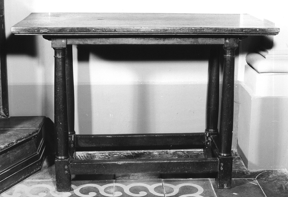 tavolino - produzione emiliana (primo quarto sec. XIX)