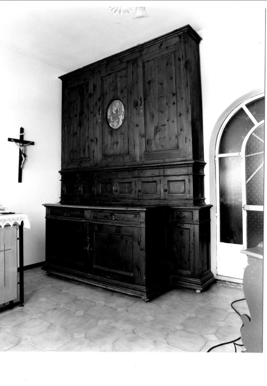 mobile da sacrestia - manifattura emiliana (prima metà sec. XIX)