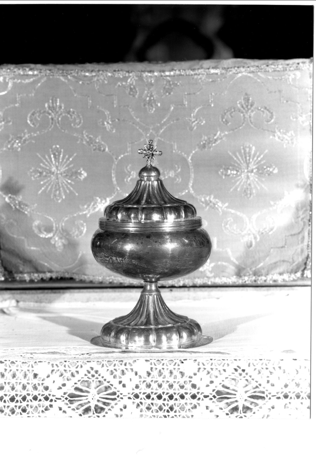 pisside - manifattura emiliana (secc. XVIII/ XIX)