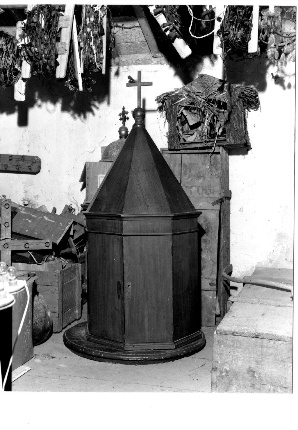 coperchio del fonte battesimale - manifattura emiliana (sec. XIX)