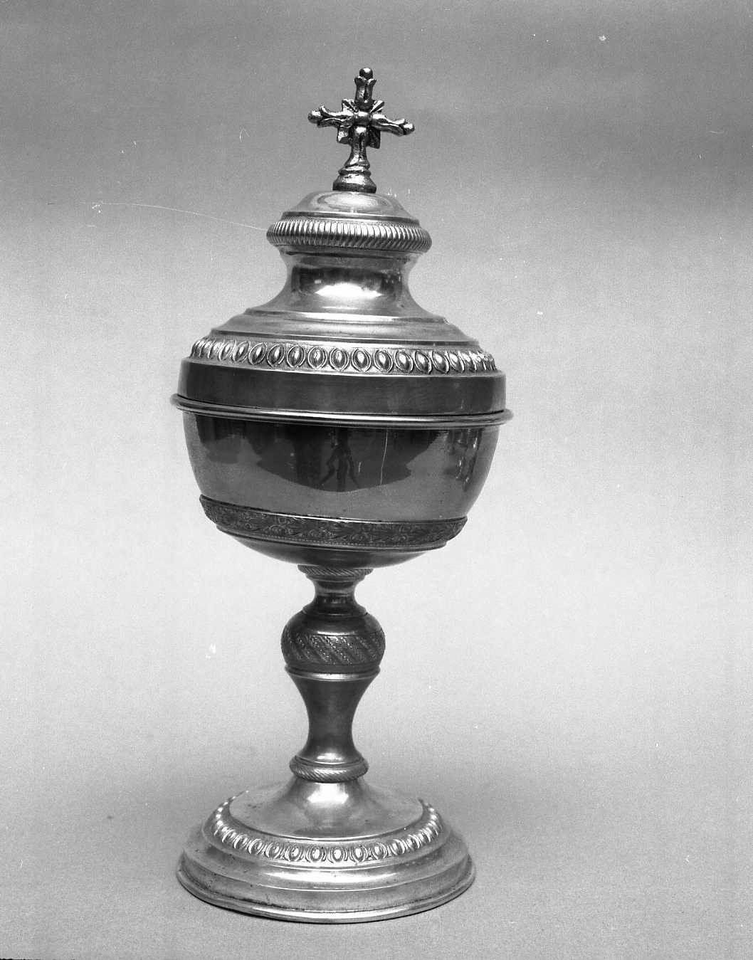 pisside - produzione italiana (secc. XIX/ XX)