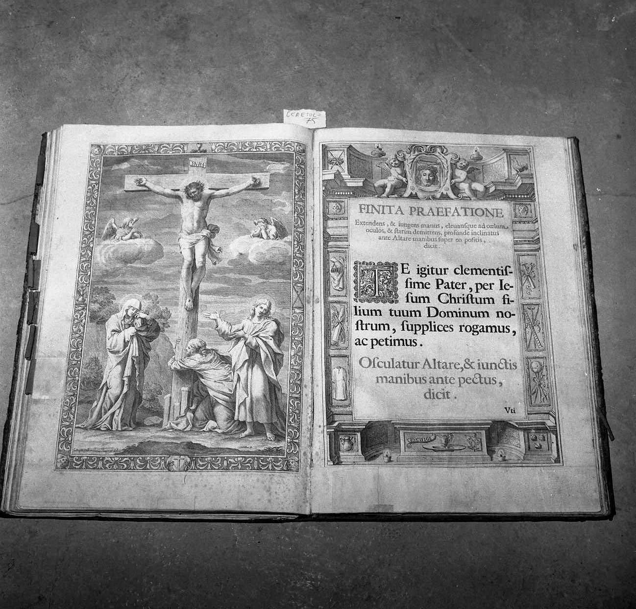 coperta di libro liturgico - produzione Italia centro-settentrionale (sec. XVII)