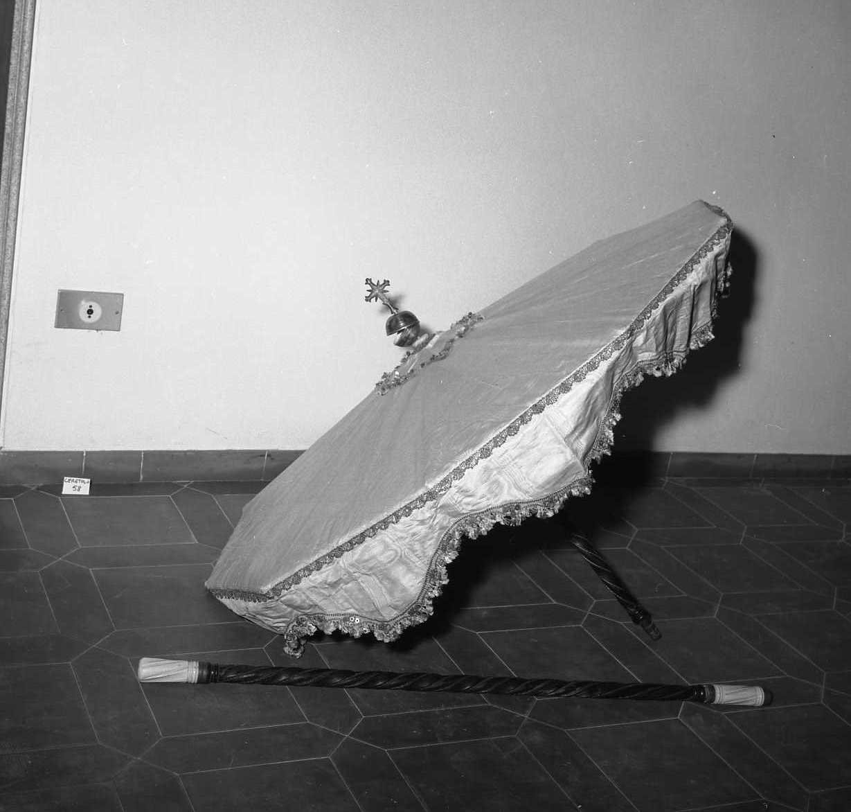 ombrellino processionale - manifattura emiliana (sec. XVIII)