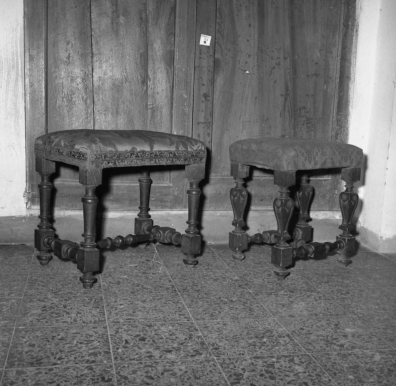 sgabello, serie - bottega emiliana (sec. XVIII)