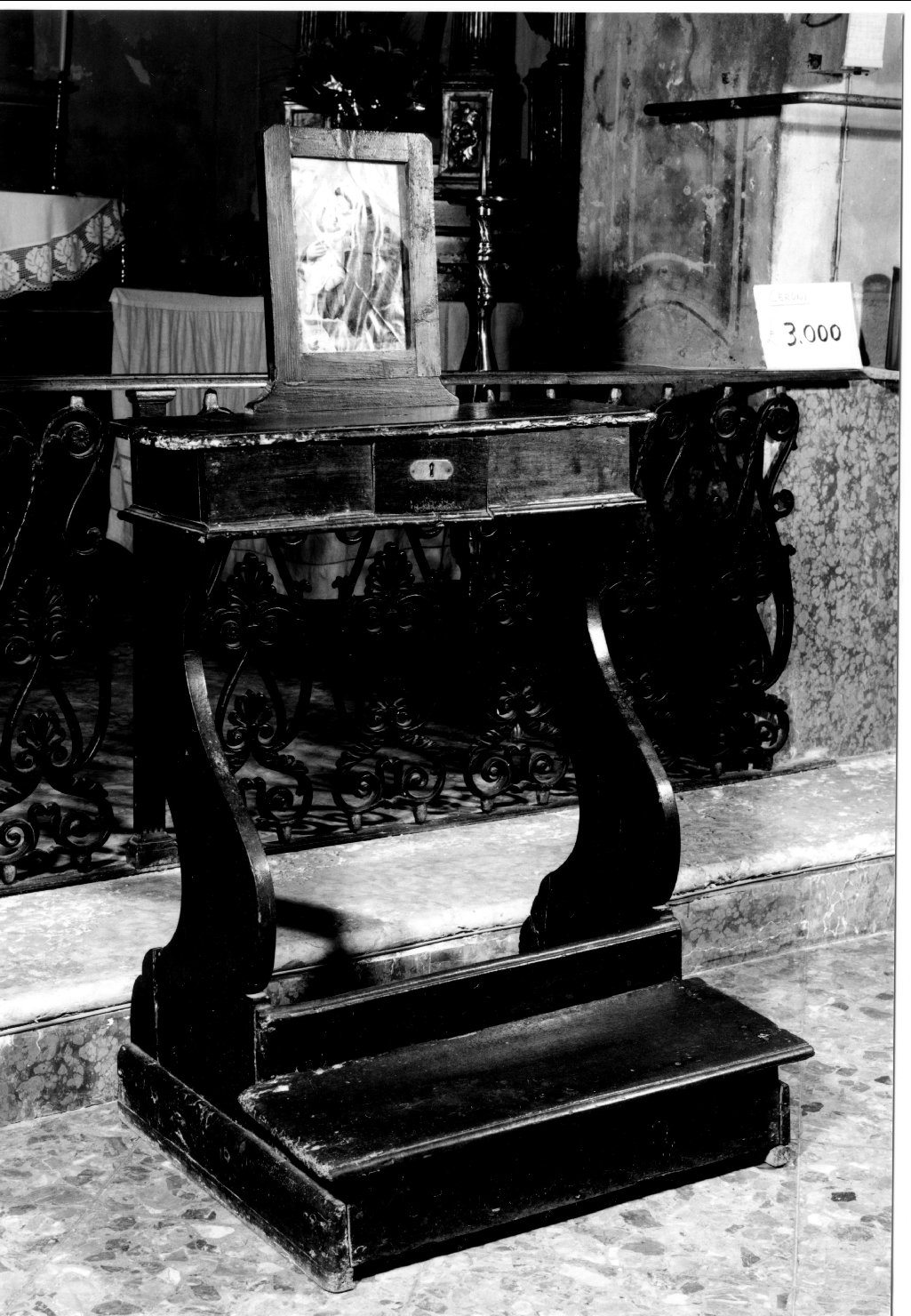 inginocchiatoio - manifattura ferrarese (secc. XIX/ XX)