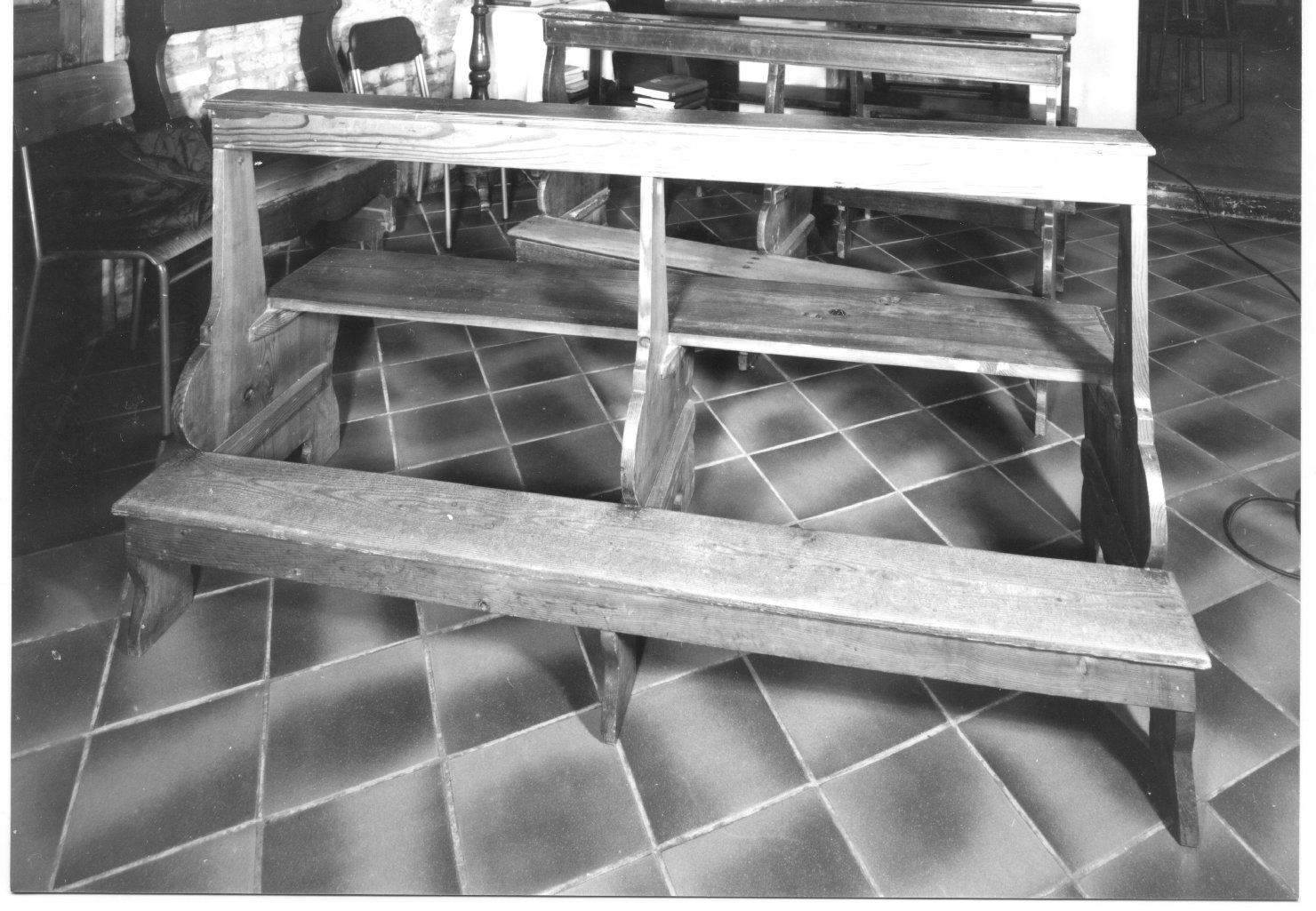 banco da chiesa - manifattura ferrarese (secc. XVIII/ XIX)