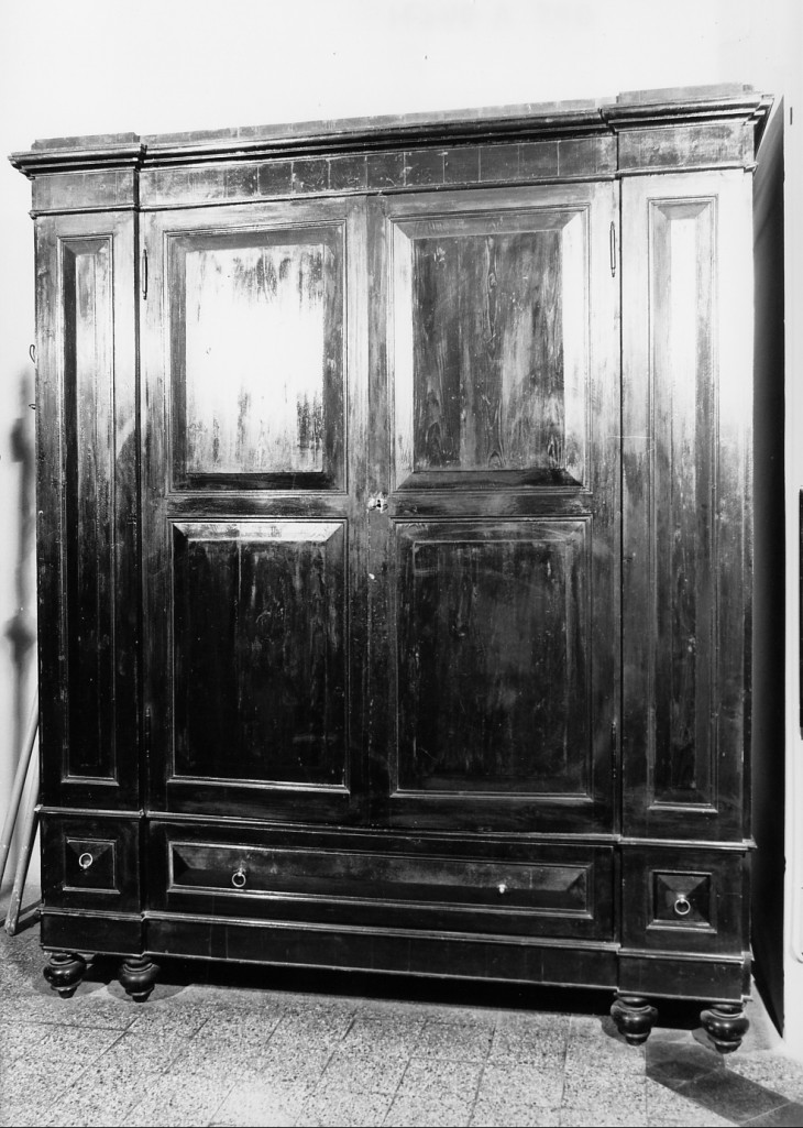 armadio - manifattura emiliana (sec. XIX)