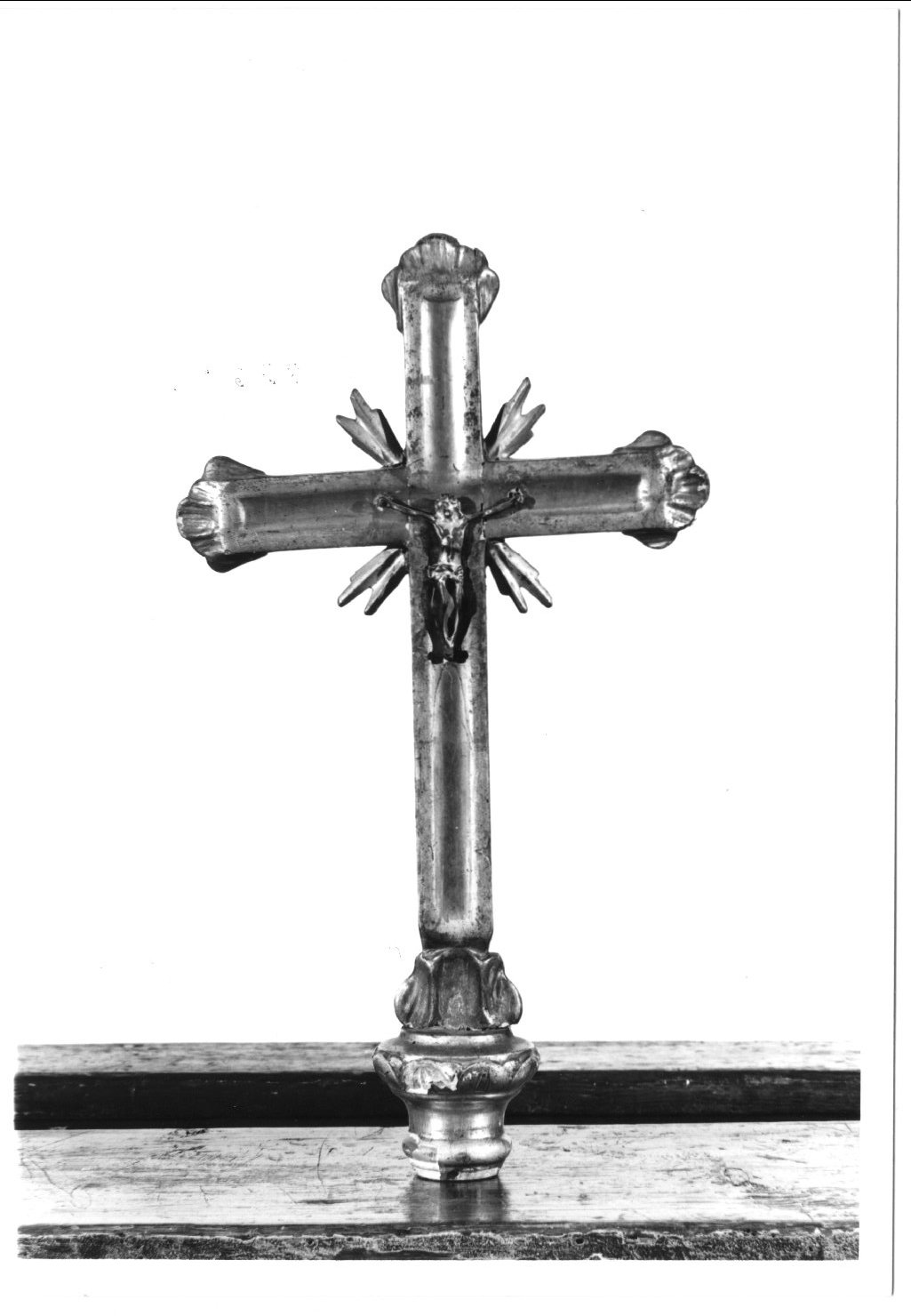 croce processionale - manifattura emiliana (sec. XVIII)