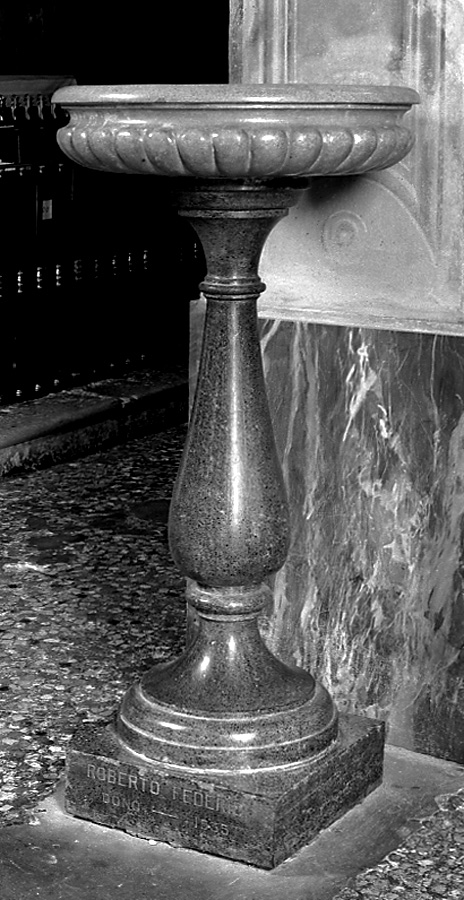 acquasantiera - bottega emiliana (sec. XX)