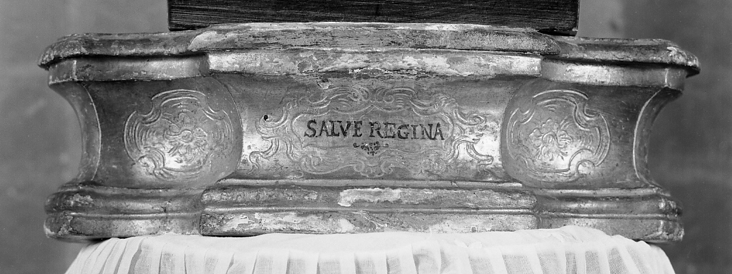 base - bottega emiliana (fine sec. XIX)