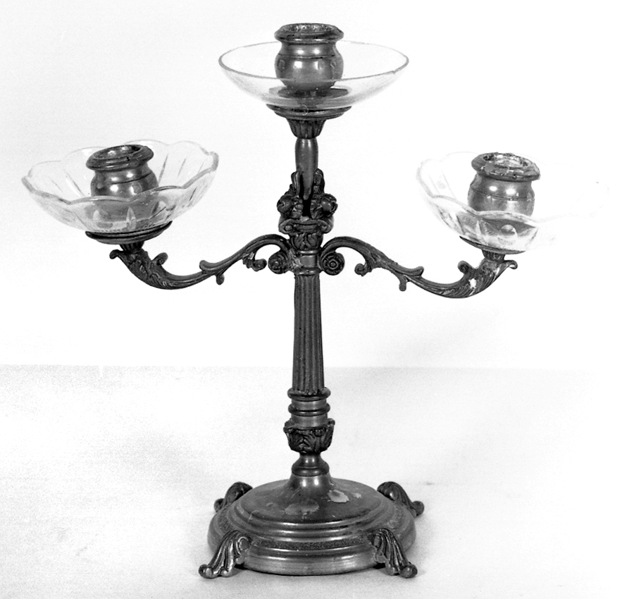 candelabro, serie - bottega emiliana (primo quarto sec. XX)