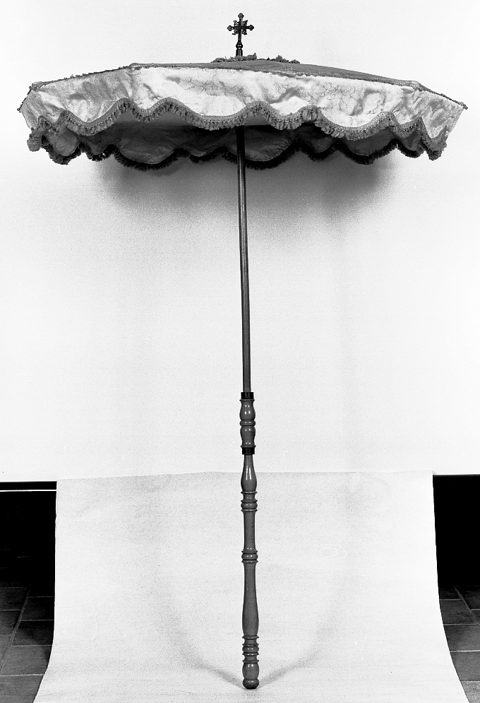 ombrellino processionale - bottega italiana (seconda metà sec. XIX)