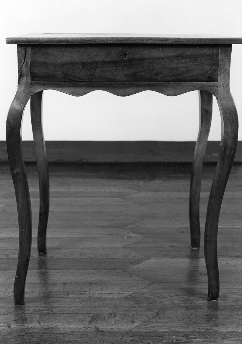 tavolino - bottega emiliana (fine/inizio secc. XVIII/ XIX)
