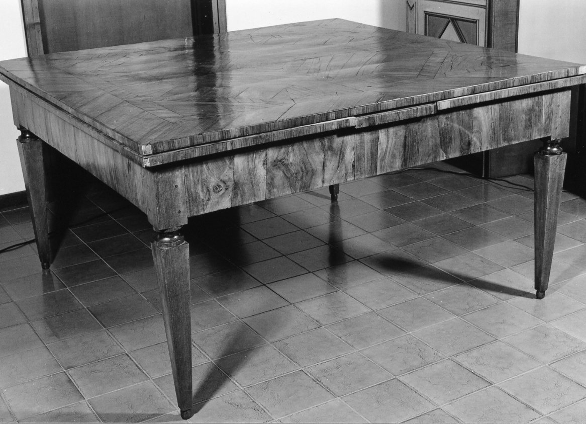 tavolo - ambito emiliano (metà sec. XIX)