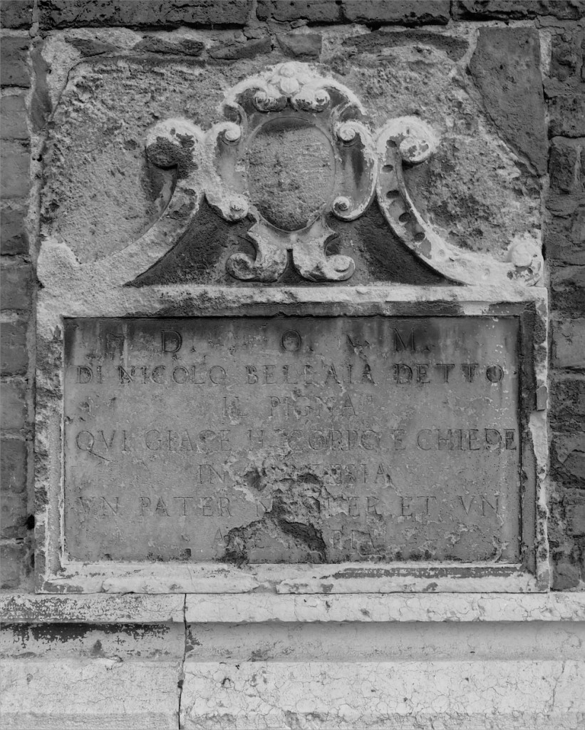 lapide - manifattura emiliana (seconda metà sec. XVI, sec. XVII)