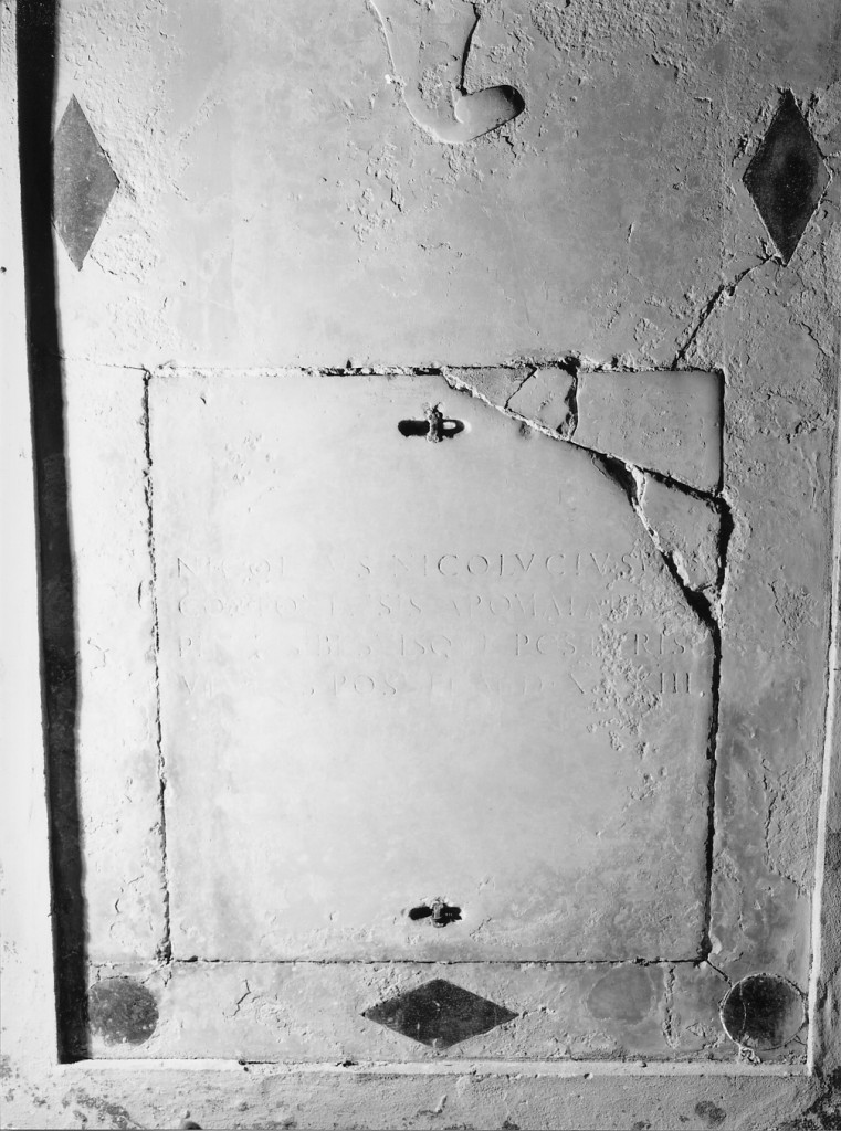 lapide - manifattura emiliana (sec. XVII)