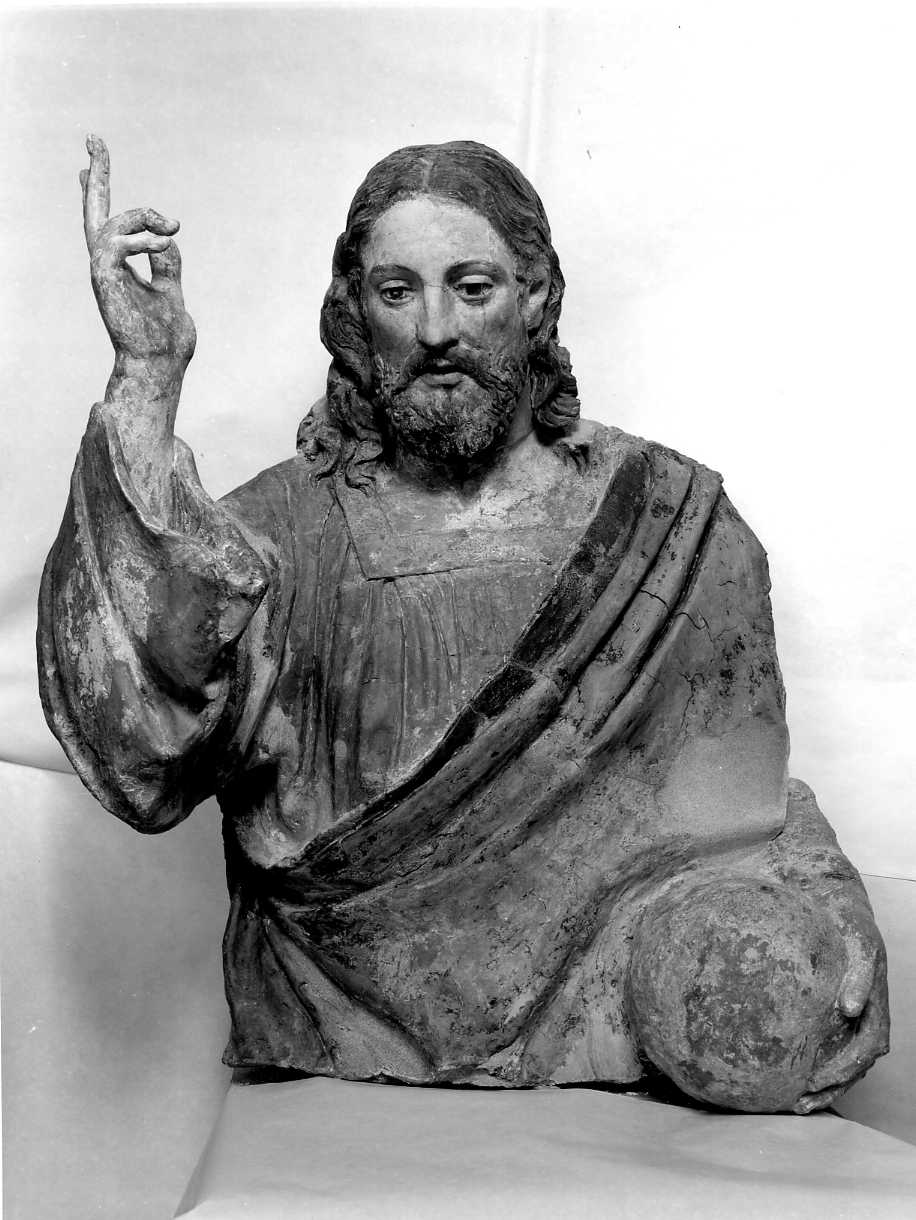 Cristo redentore benedicente (busto, elemento d'insieme) di Lombardi Alfonso, Ghedini Giuseppe Antonio (attribuito) (primo quarto sec. XVI)