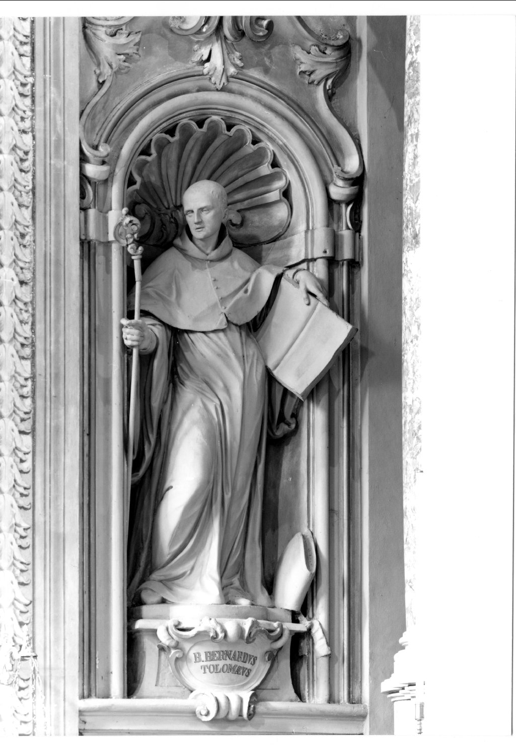 San Bernardo (statua, elemento d'insieme) di Ferreri Andrea (prima metà sec. XVIII)