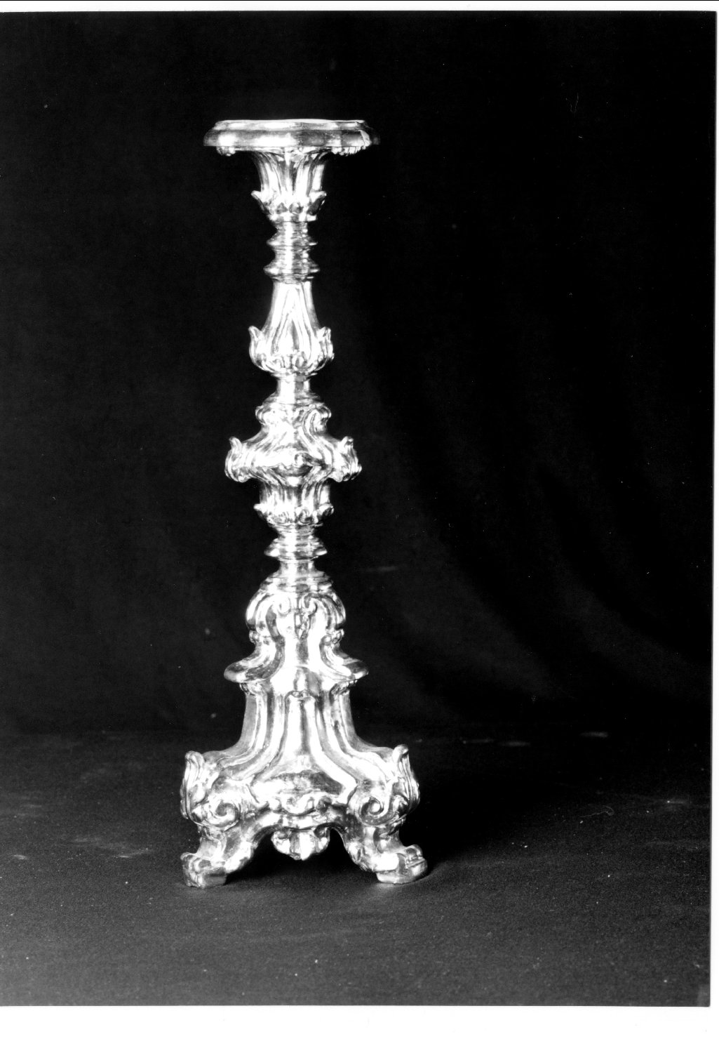 candeliere, serie - manifattura ferrarese (sec. XVIII)