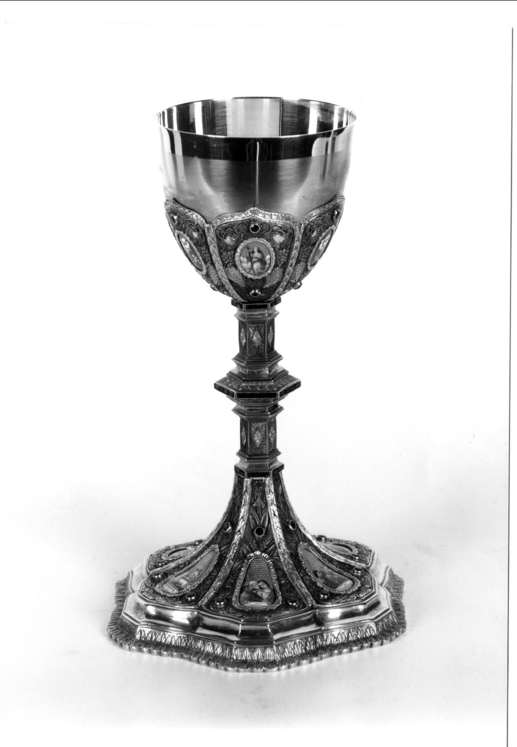 calice - manifattura milanese (sec. XX)