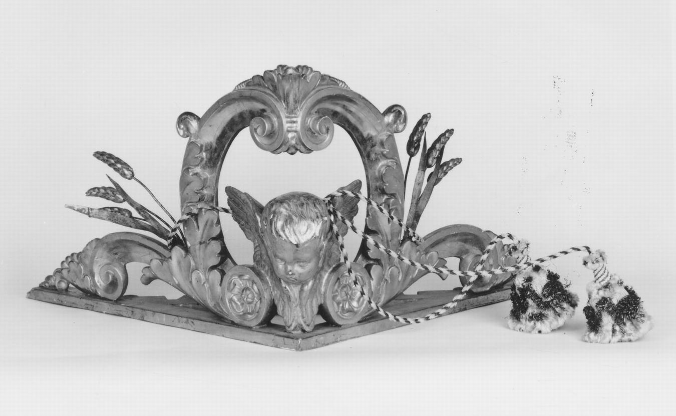 angolare di baldacchino processionale - manifattura emiliana (sec. XVIII)