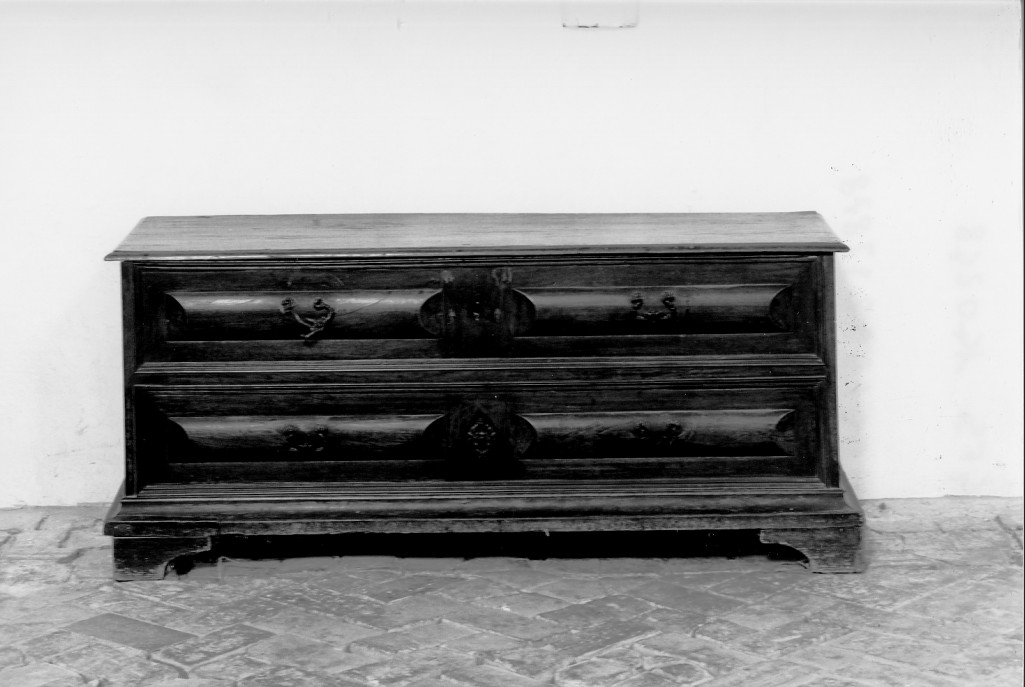 cassettone - manifattura ferrarese (secc. XVII/ XVIII)