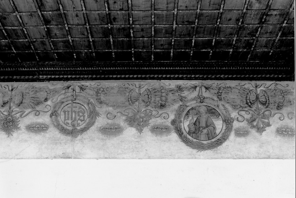 motivi decorativi a festoni e medaglione con San Pietro (decorazione pittorica) - ambito ferrarese (ultimo quarto sec. XV)