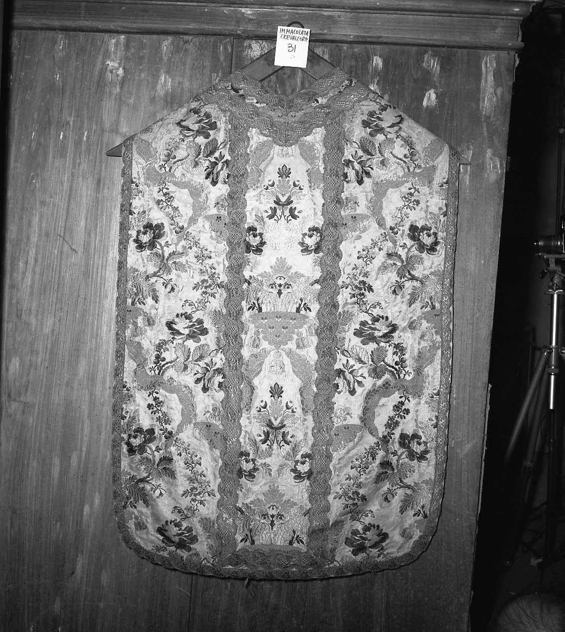 paramento liturgico - manifattura emiliana (sec. XVIII)